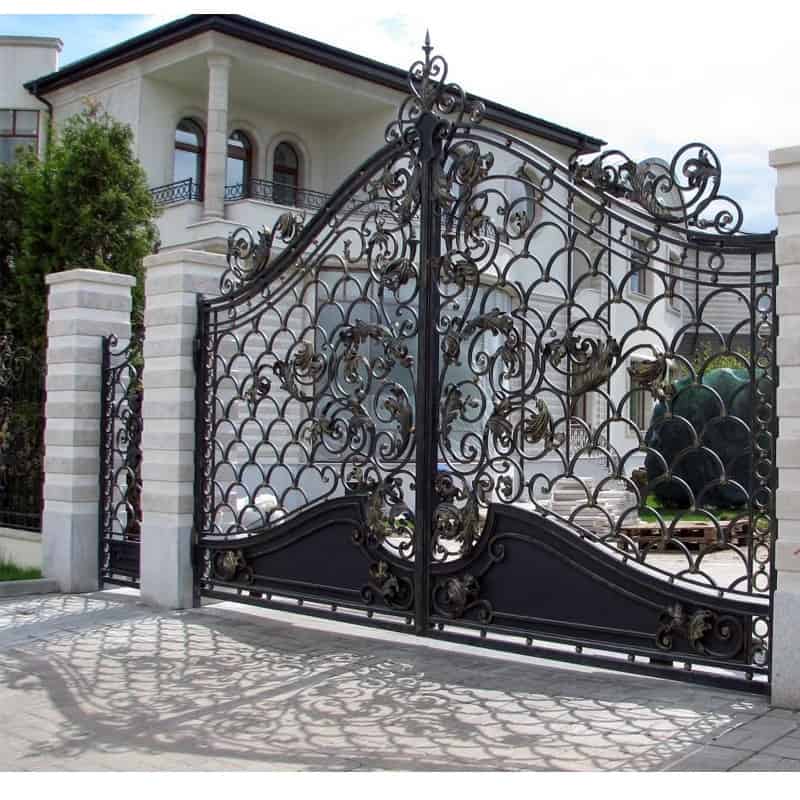 pintu pagar rumah mewah